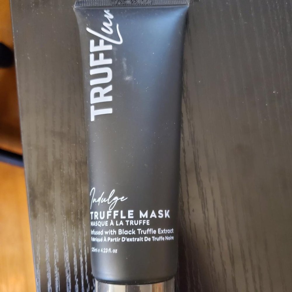 Truff Luv hair mask